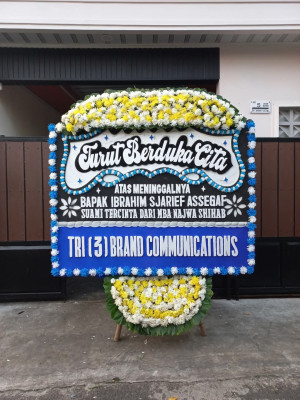 Papan Bunga Duka di Kairagi Dua